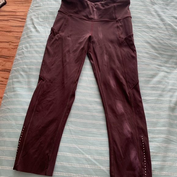 Lululemon - Picture 2 of 2